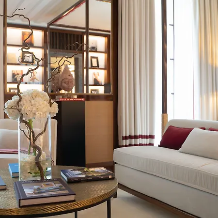 Portrait - Lungarno Collection 酒店 米兰